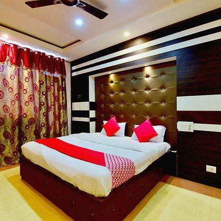 Oyo 26909 Hotel Paras Mandi Εξωτερικό φωτογραφία