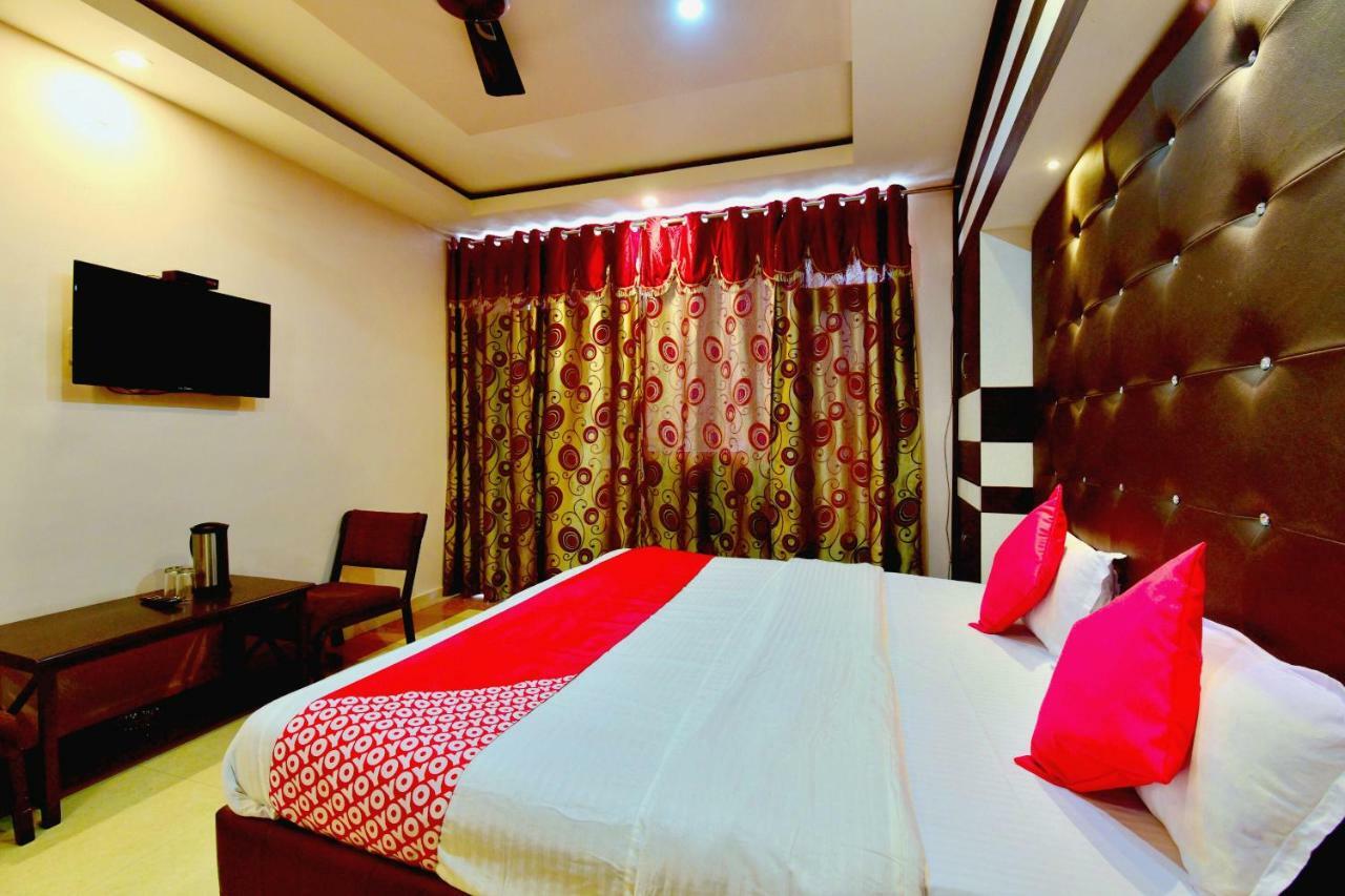 Oyo 26909 Hotel Paras Mandi Εξωτερικό φωτογραφία