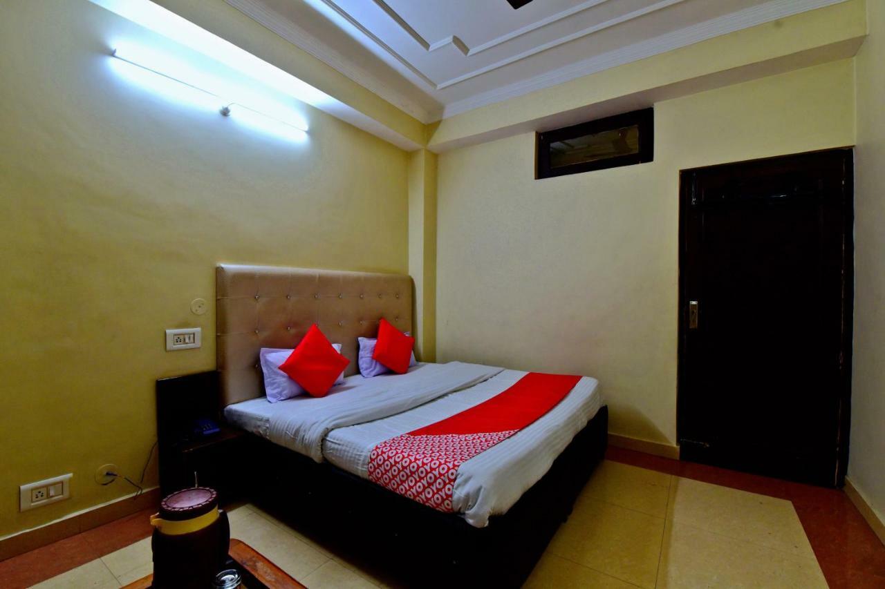 Oyo 26909 Hotel Paras Mandi Εξωτερικό φωτογραφία